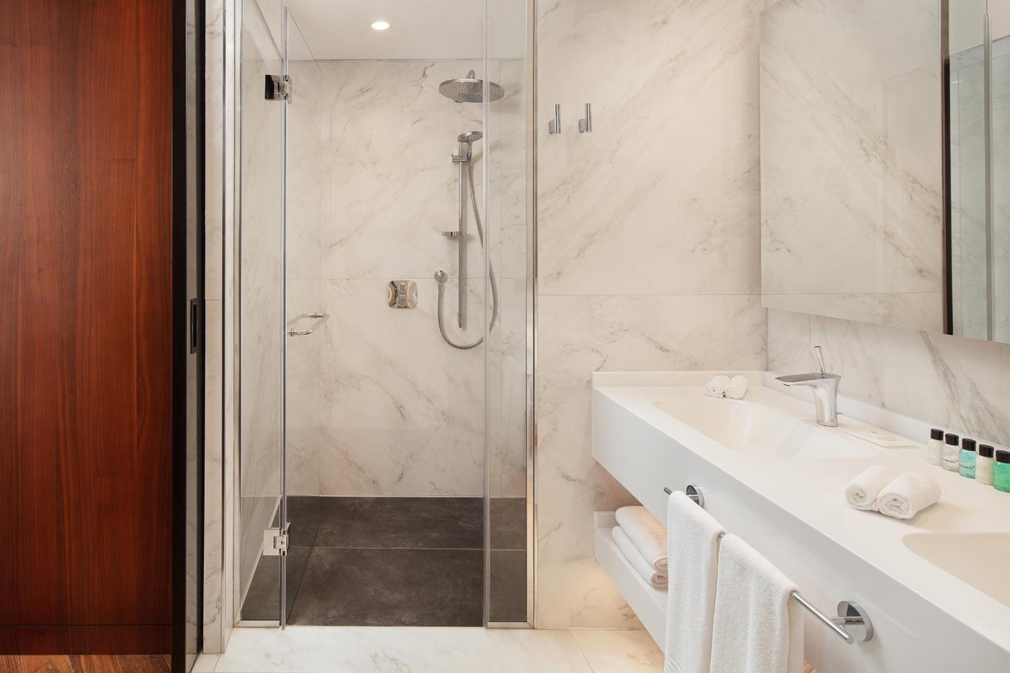 Four Points By Sheraton Istanbul Kagithane Экстерьер фото